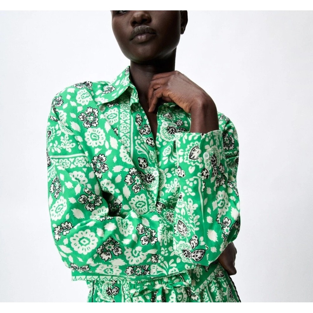 Zara Green Floral Print Cropped Cotton Button Up Shirt Blouse Women XS Oversized